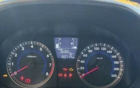 Hyundai Solaris II рестайлинг, 2016 год, 830 000 рублей, 6 фотография