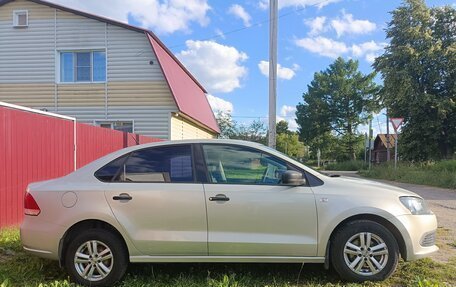 Volkswagen Polo VI (EU Market), 2011 год, 560 000 рублей, 3 фотография