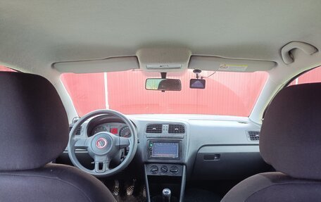 Volkswagen Polo VI (EU Market), 2011 год, 560 000 рублей, 8 фотография