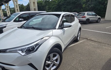Toyota C-HR I рестайлинг, 2019 год, 2 370 000 рублей, 16 фотография
