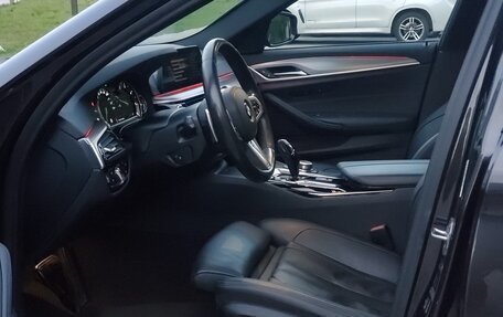 BMW 5 серия, 2019 год, 4 100 000 рублей, 31 фотография