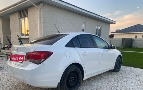 Chevrolet Cruze II, 2011 год, 480 000 рублей, 7 фотография