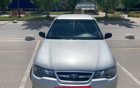 Daewoo Nexia I рестайлинг, 2010 год, 310 000 рублей, 2 фотография