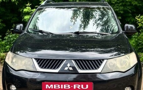 Mitsubishi Outlander III рестайлинг 3, 2008 год, 1 050 000 рублей, 2 фотография