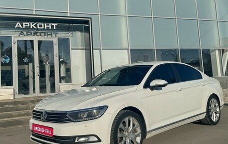 Volkswagen Passat B8 рестайлинг, 2015 год, 1 360 000 рублей, 1 фотография