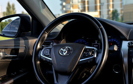 Toyota Camry, 2017 год, 2 380 000 рублей, 13 фотография