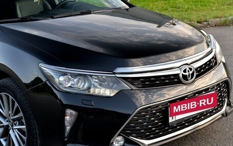 Toyota Camry, 2017 год, 2 380 000 рублей, 5 фотография