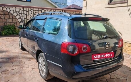 Volkswagen Passat B6, 2007 год, 640 000 рублей, 2 фотография