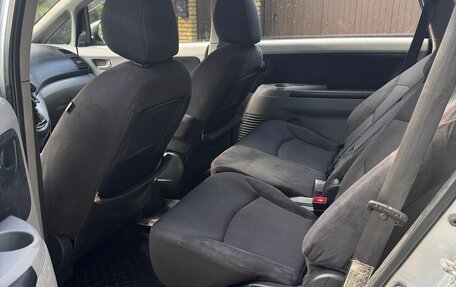 Mitsubishi Grandis, 2006 год, 420 000 рублей, 4 фотография