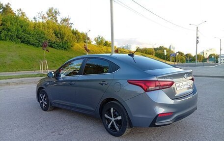 Hyundai Solaris II рестайлинг, 2019 год, 1 699 000 рублей, 9 фотография