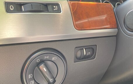 Volkswagen Touareg III, 2003 год, 650 000 рублей, 20 фотография