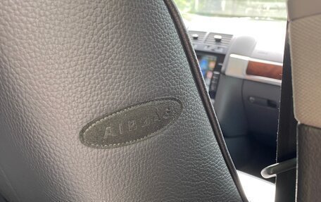 Volkswagen Touareg III, 2003 год, 650 000 рублей, 30 фотография