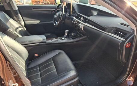 Lexus ES VII, 2015 год, 3 170 000 рублей, 18 фотография