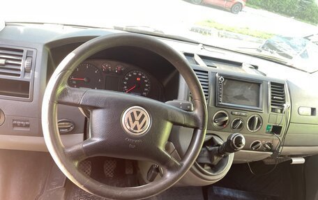 Volkswagen Transporter T5 рестайлинг, 2007 год, 1 000 000 рублей, 6 фотография