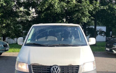 Volkswagen Transporter T5 рестайлинг, 2007 год, 1 000 000 рублей, 2 фотография