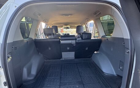 Toyota Land Cruiser Prado 150 рестайлинг 2, 2012 год, 3 500 000 рублей, 14 фотография