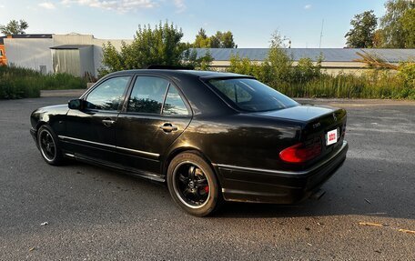 Mercedes-Benz E-Класс, 1998 год, 620 000 рублей, 5 фотография
