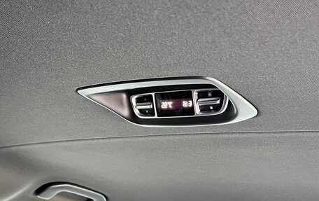 Mercedes-Benz V-Класс, 2018 год, 3 698 000 рублей, 27 фотография
