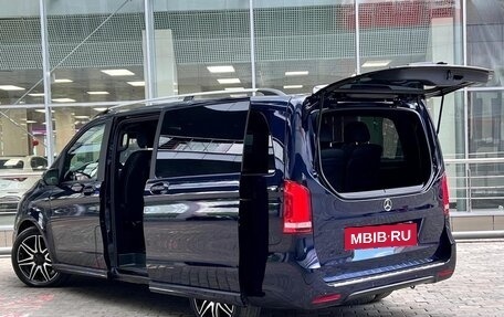 Mercedes-Benz V-Класс, 2018 год, 3 698 000 рублей, 11 фотография