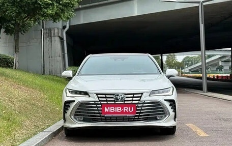 Toyota Avalon, 2025 год, 3 300 000 рублей, 2 фотография
