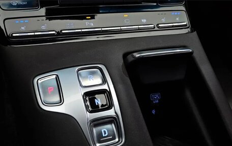 Hyundai Grandeur, 2021 год, 2 410 000 рублей, 8 фотография