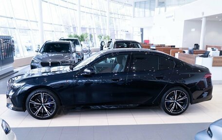 BMW 5 серия, 2024 год, 10 750 000 рублей, 8 фотография