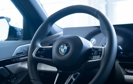 BMW 5 серия, 2024 год, 10 750 000 рублей, 15 фотография