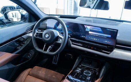 BMW 5 серия, 2024 год, 10 750 000 рублей, 17 фотография