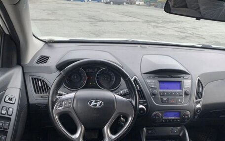 Hyundai ix35 I рестайлинг, 2014 год, 1 110 000 рублей, 2 фотография