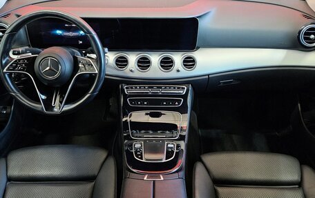 Mercedes-Benz E-Класс, 2021 год, 2 850 000 рублей, 9 фотография