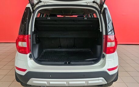 Skoda Yeti I рестайлинг, 2015 год, 999 000 рублей, 15 фотография