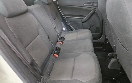 Skoda Yeti I рестайлинг, 2015 год, 999 000 рублей, 12 фотография