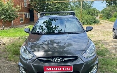 Hyundai Solaris II рестайлинг, 2011 год, 680 000 рублей, 1 фотография