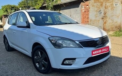 KIA cee'd I рестайлинг, 2010 год, 670 000 рублей, 1 фотография