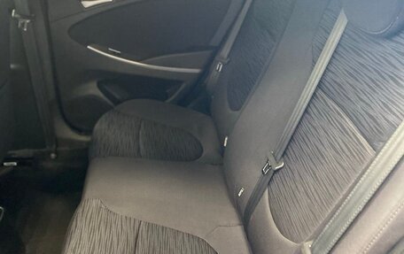 Hyundai Solaris II рестайлинг, 2016 год, 990 000 рублей, 21 фотография