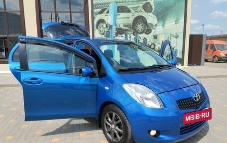 Toyota Yaris III рестайлинг, 2008 год, 650 000 рублей, 11 фотография