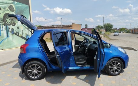 Toyota Yaris III рестайлинг, 2008 год, 650 000 рублей, 15 фотография