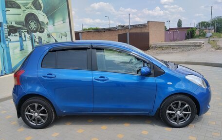 Toyota Yaris III рестайлинг, 2008 год, 650 000 рублей, 16 фотография