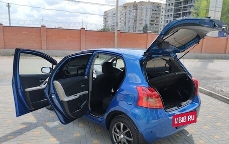Toyota Yaris III рестайлинг, 2008 год, 650 000 рублей, 28 фотография