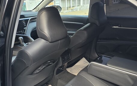 Toyota Camry, 2019 год, 3 250 000 рублей, 7 фотография