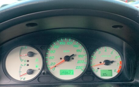 Mazda 323, 2003 год, 600 000 рублей, 11 фотография