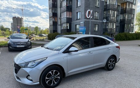 Hyundai Solaris II рестайлинг, 2020 год, 1 495 000 рублей, 2 фотография