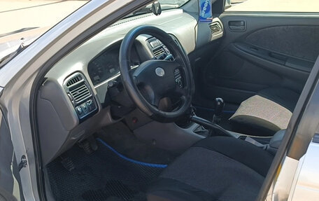 Toyota Avensis III рестайлинг, 2000 год, 455 000 рублей, 11 фотография