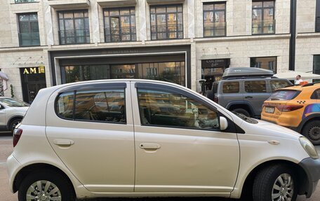 Toyota Vitz, 2001 год, 450 000 рублей, 2 фотография