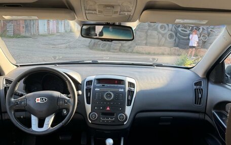 KIA cee'd I рестайлинг, 2010 год, 670 000 рублей, 11 фотография