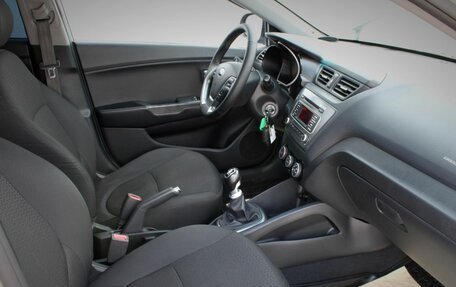 KIA Rio III рестайлинг, 2015 год, 865 000 рублей, 12 фотография
