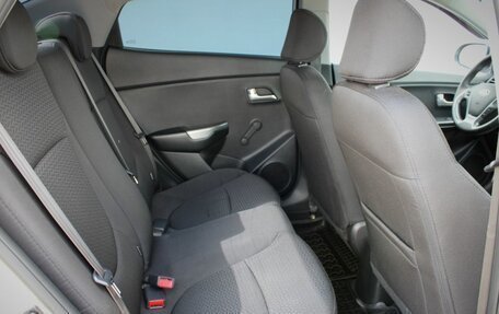 KIA Rio III рестайлинг, 2015 год, 865 000 рублей, 13 фотография