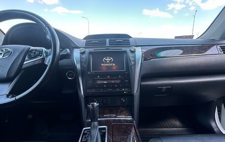 Toyota Camry, 2016 год, 1 650 000 рублей, 10 фотография