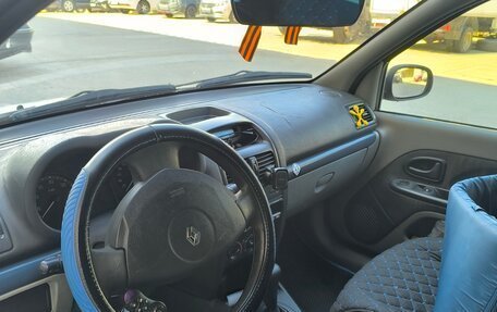 Renault Clio III, 2004 год, 350 000 рублей, 5 фотография