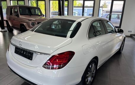 Mercedes-Benz C-Класс, 2018 год, 3 100 000 рублей, 3 фотография